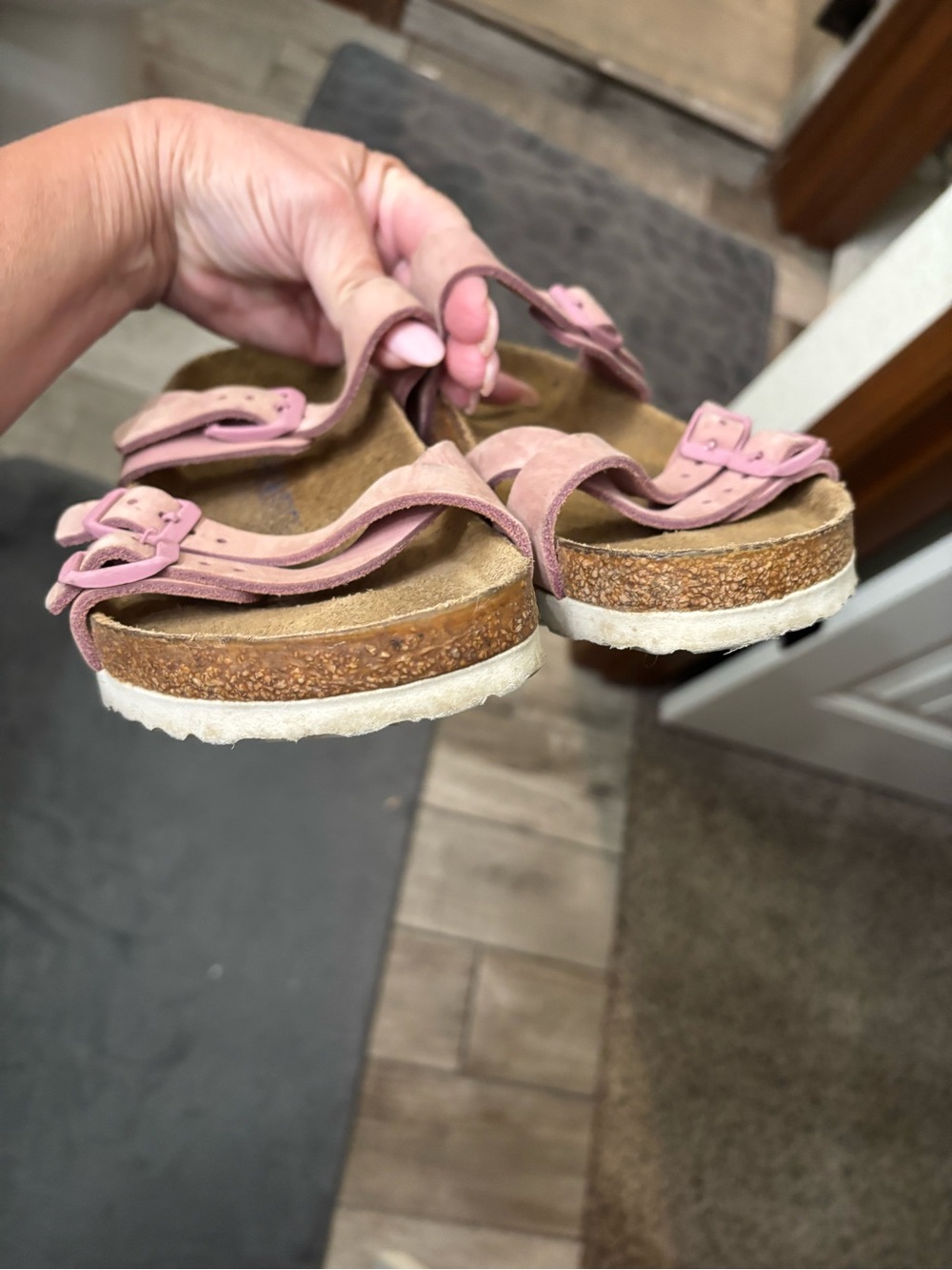 Birkenstock Women’s Mauve Pink Suede Criss Cross Sandals - Picture 3 of 4